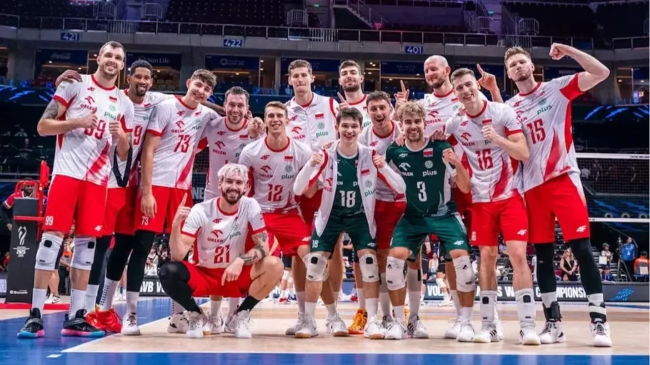 Tim nasional voli putra Polandia berhasil mempertahankan gelar juara Volleyball Nations League (VNL) 2026 seusai mengalahkan Amerika Serikat (AS) dengan skor 3-2 pada partai final yang berlangsung di Ningbo Beilun Sports and Arts Centre, China, Minggu (2/8/2026). - (FIVB/-)