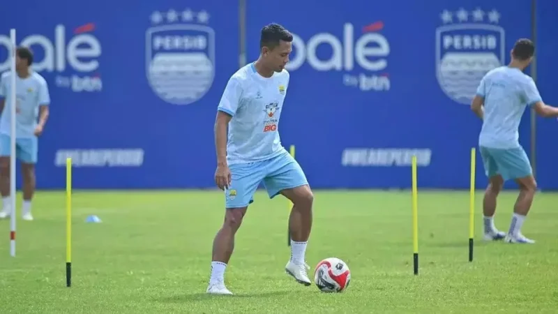 Piala Presiden 2026: Dado Sebut Persib Siap Duel Lawan Persija di Bali