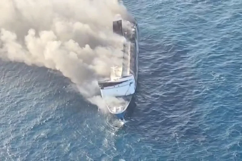 Terjun ke Laut Saat KMP Mutiara Sentosa 2 Terbakar, Bambang Kehilangan Jejak Kakaknya