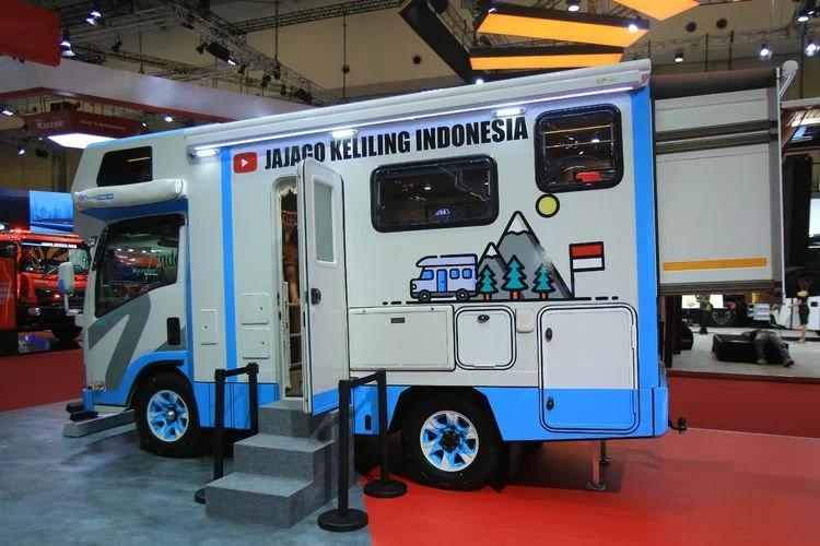 PT Isuzu Astra Motor Indonesia (IAMI) memanfaatkan ajang Gaikindo Indonesia International Auto Show (GIIAS) 2026 untuk menampilkan sisi lain kendaraan komersial.