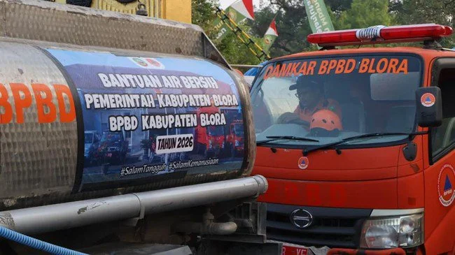 Atasi Ancaman Kekeringan, Pemkab Blora Kerahkan Ribuan Tangki Air