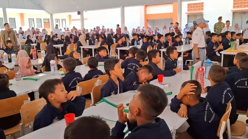 Mensos Beberkan Tantangan Besar Rekrutmen SD Sekolah Rakyat