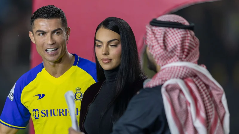 Bocoran daftar tamu undangan pernikahan Ronaldo: Apakah Messi akan hadir?
