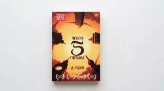 Novel Negeri 5 Menara: Kisah Perjuangan Meraih Mimpi dari Pesantren