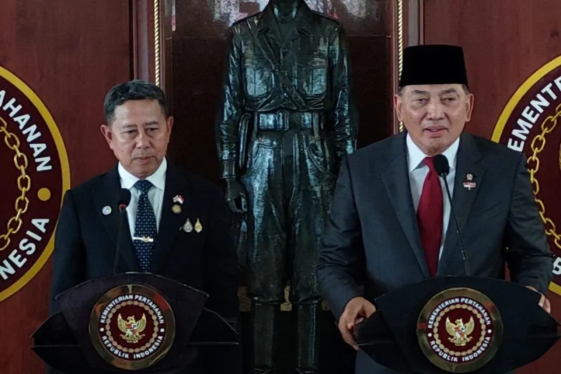 Menhan Sjafrie Bahas Stabilitas Selat Malaka Saat Bertemu Menhan Thailand