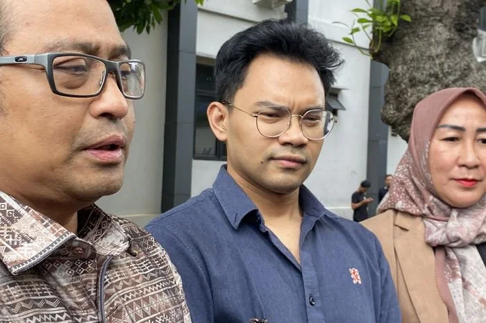 Resmi Cerai dari Wardatina Mawa, Insanul Fahmi Ungkap Alasan Menghilang dari Dunia Maya