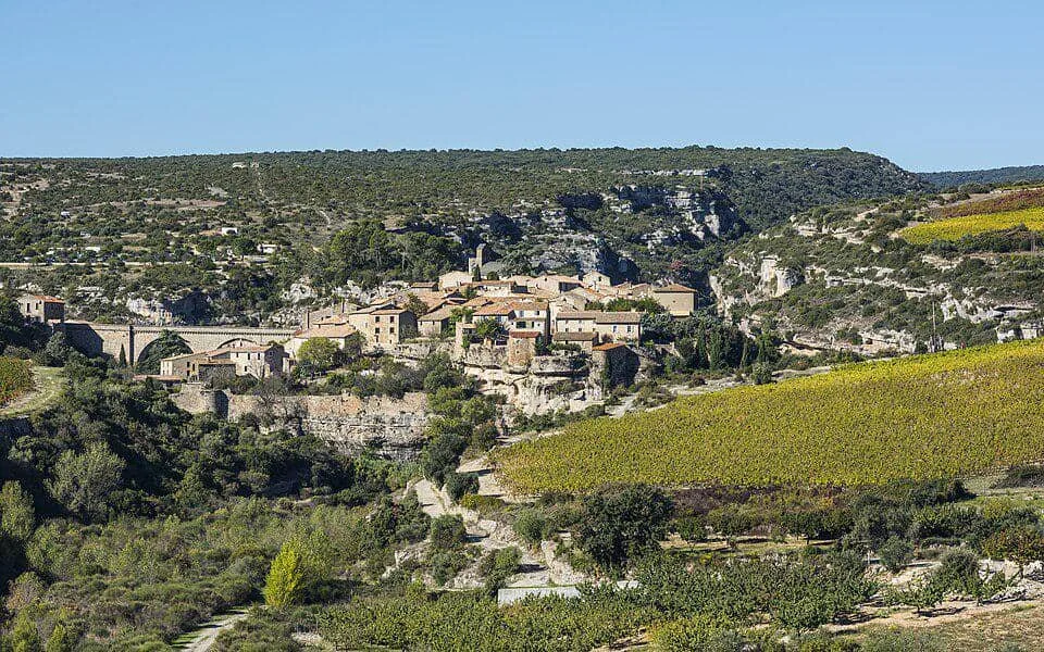 Desa Minerve di Prancis