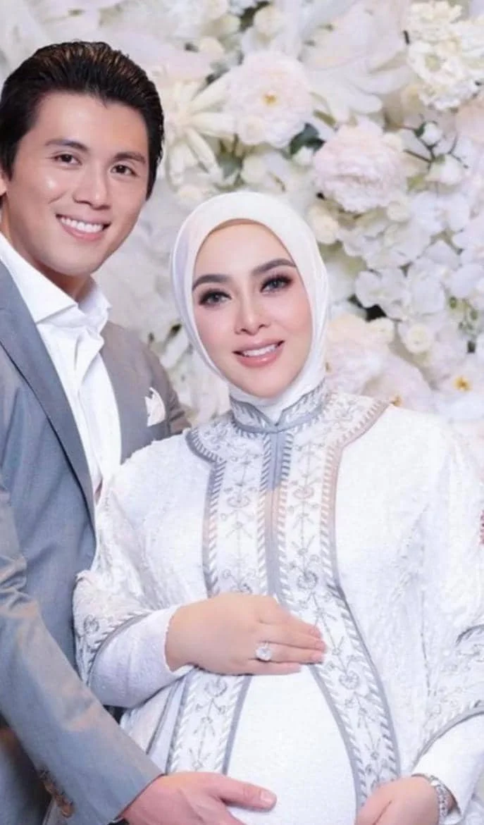  Koleksi Cincin Syahrini