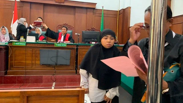 Peroboh Rumdin Bea Cukai Surabaya Dituntut 1 Tahun Bui, Negara Rugi Rp 537 Juta