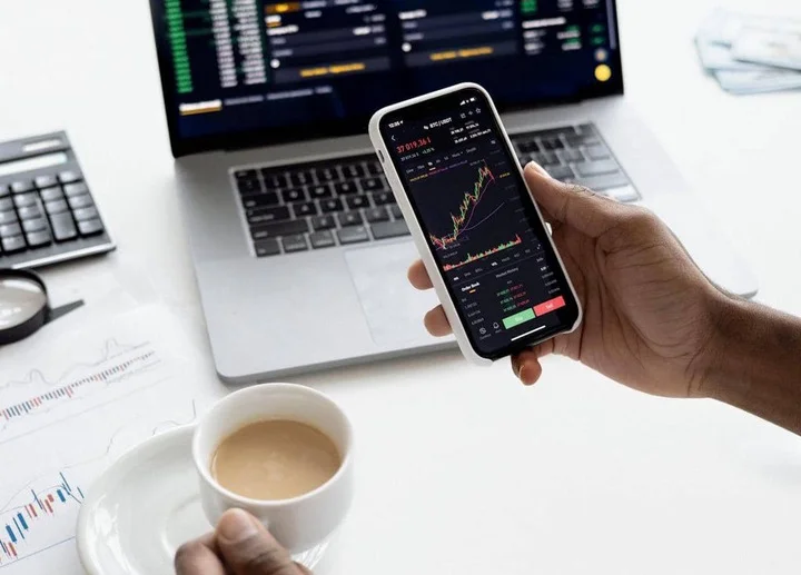 ilustrasi investasi (pexels.com/Anna Nekrashevich)