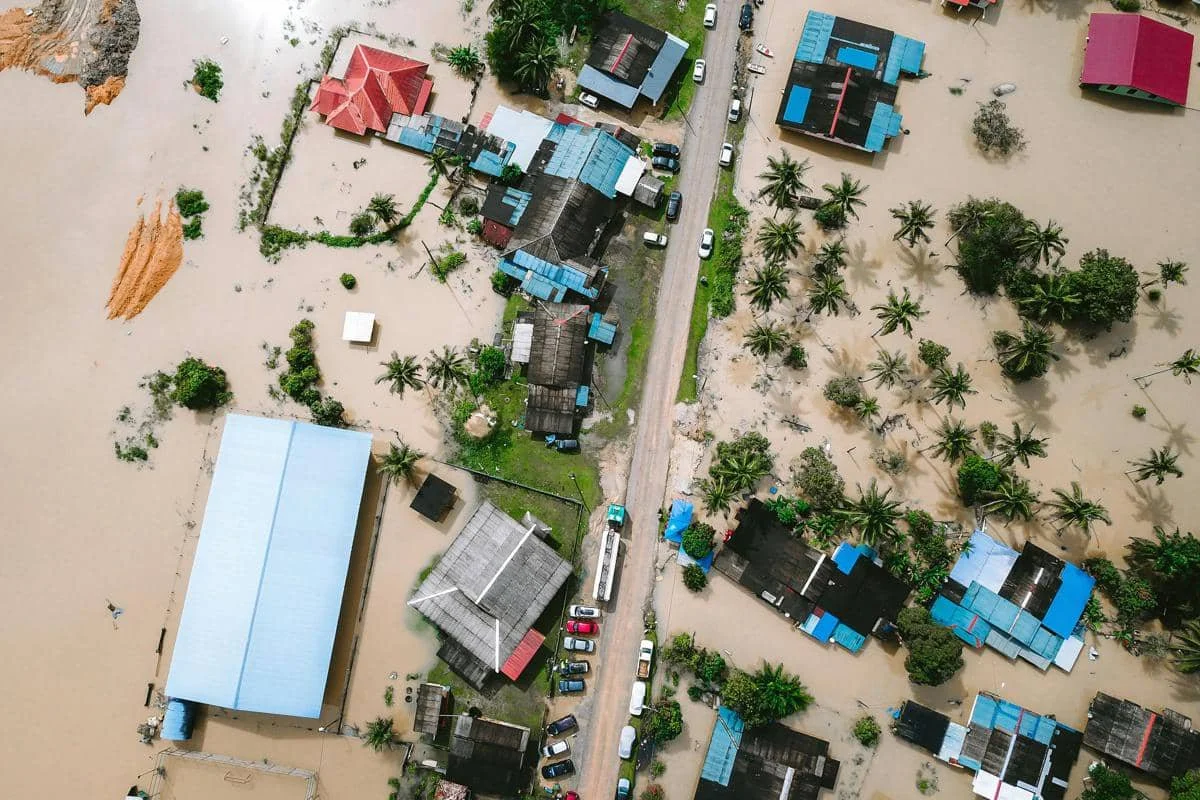 ilustrasi banjir bandang