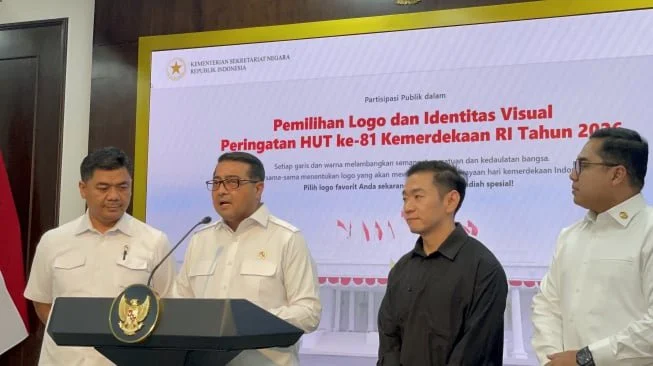 Menteri Ekonomi Kreatif Teuku Riefky Harsya di Kompleks Istana Kepresidenan Jakarta, Rabu (24/6/2026). [Suara.com/Novian]