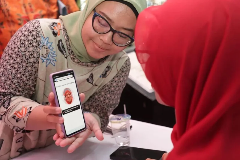 Pemkot Surabaya Implementasi Perlinsos Digital, Verifikasi Bansos Lebih Cepat