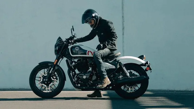 Waspada! Kelelahan Ekstrem Bisa Bikin Biker Mendadak Tuli