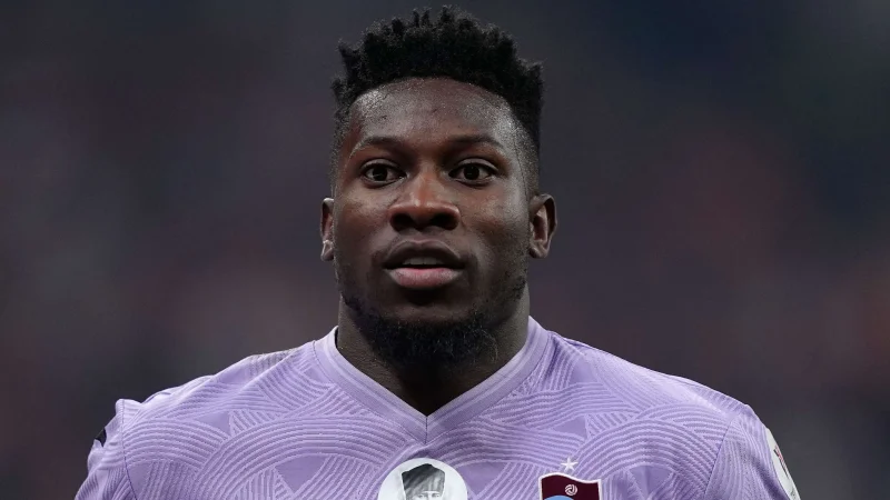 Andre Onana, pemain yang terpinggirkan di Manchester United, tampaknya akan tetap bermain di Trabzonspor sebagai pemain pinjaman selama satu musim lagi, karena kesepakatan hampir rampung