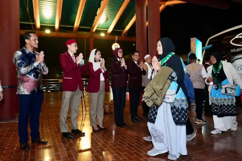 Mulai 1 Juli, Keberangkatan Umrah Terpusat di Soetta Terminal 2F