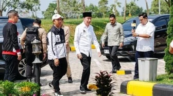 Jokowi Safari Pakai Kemeja PSI, Golkar Santai Tak Khawatir Pemilih Migrasi