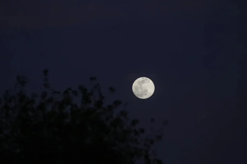 Fenomena Strawberry Moon Juni 2026, Kapan Puncaknya?