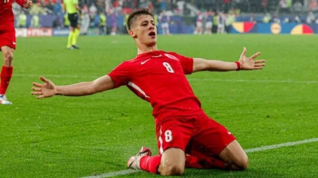 Arda Guler, wonderkid Real Madrid yang sumbang gol untuk Turki di laga hadapi Georgia. (X/@theMadridZone)