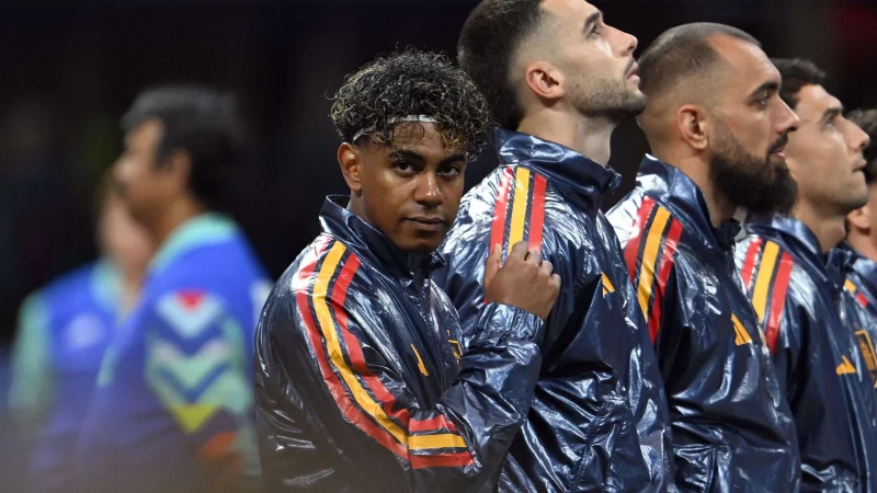 Kejutan dalam susunan pemain Spanyol untuk menghadapi Uruguay