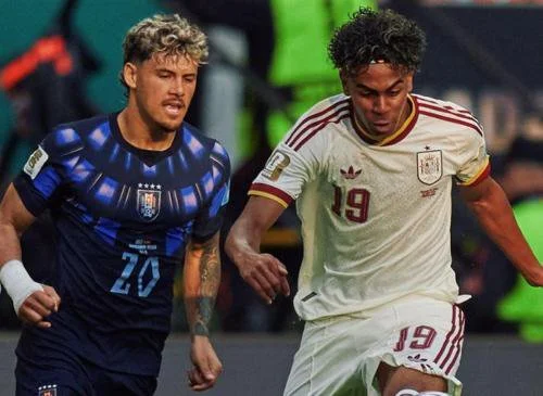 Uruguay vs Spanyol. (Foto: Instagram/sefutbol)