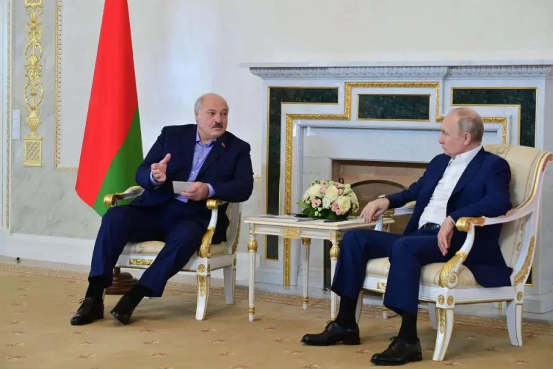 Presiden Belarus Temui Putin usai Tegang dengan Ukraina