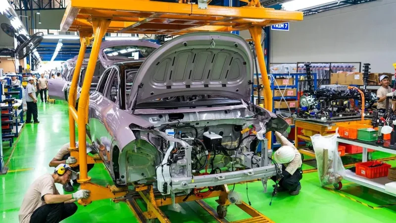 Geely Gandakan Produksi Lokal EX2, Waktu Tunggu Kini Sebulan