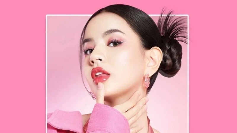 Lipstik Glossy yang Awet Merek Apa? Ini 4 Pilihan Tahan Lama hingga 36 Jam