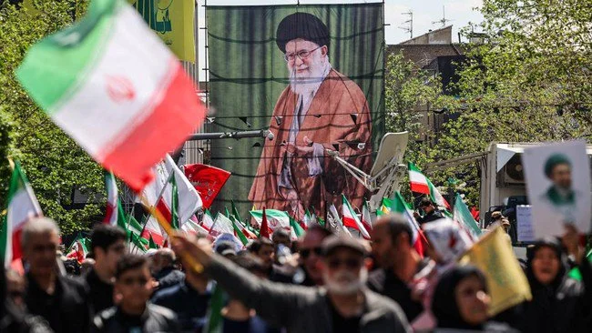 Iran Siapkan Pemakaman Khamenei, 20 Juta Pelayat Diperkirakan Hadir