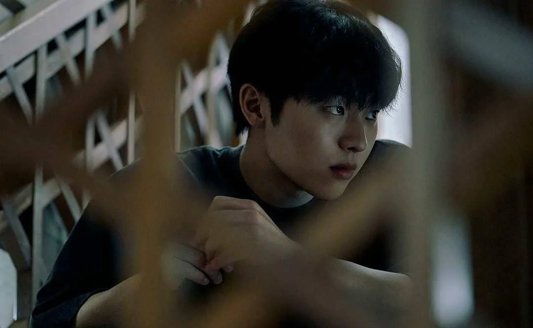 Choi Hyun Wook di drama Notes from the Last Row
