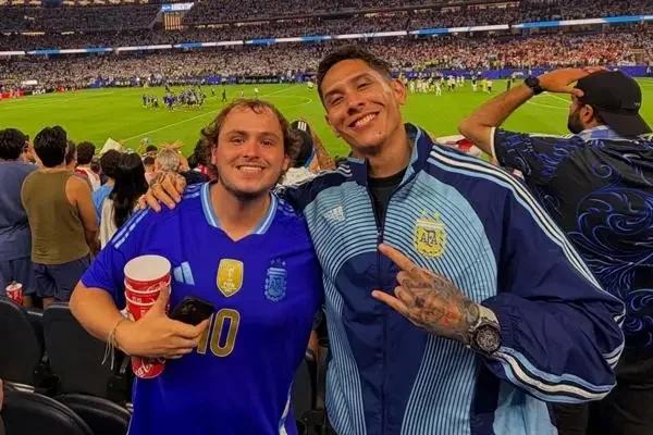 7 Potret Ganindra Bimo Nonton Langsung Messi di Piala Dunia 2026