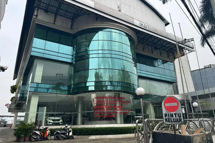 Salah satu diler Honda yang ada di kawasan Jakarta Selatan yang diduga tutup.