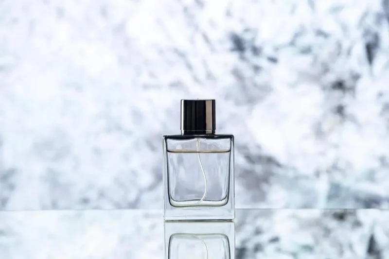 5 Rekomendasi Parfum dengan Wangi Aromatik, Tahan Lama!