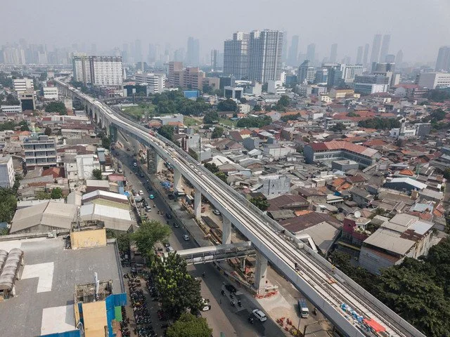 Pram: Perpanjangan LRT Jakarta ke Dukuh Atas Ditargetkan Rampung Akhir 2028