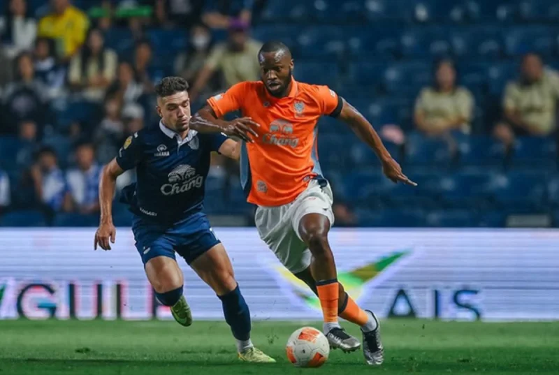 Gabriel Mutombo Layak Gantikan Federico Barba di Persib Bandung?