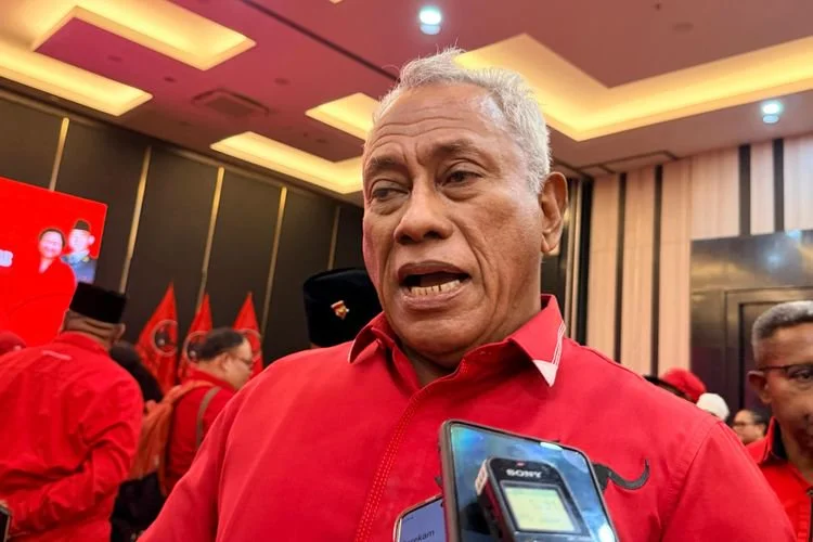 Anggota Komisi II DPR Fraksi PDI-P Komarudin Watubun meminta Wakil Presiden (Wapres) RI Gibran Rakabuming Raka untuk segera ngantor di Ibu Kota Nusantara (IKN)