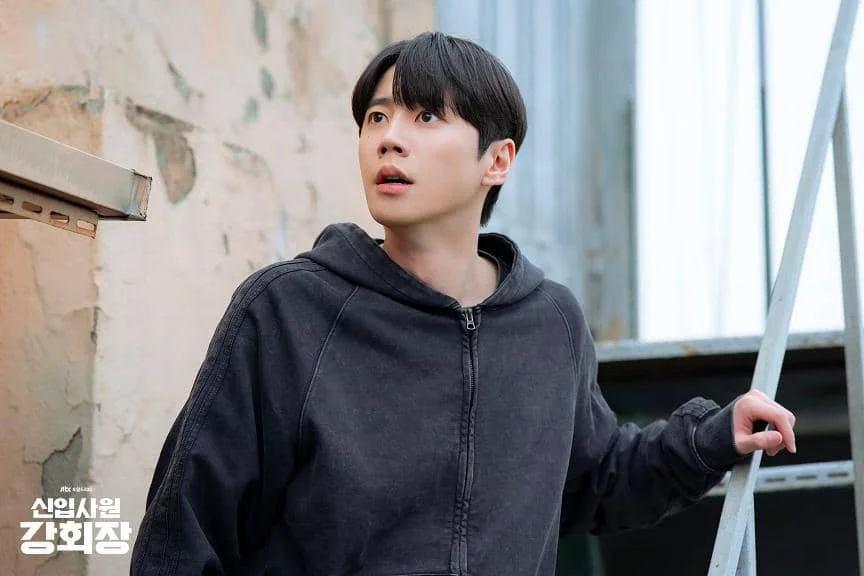 cuplikan drama Reborn Rookie