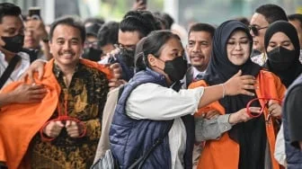 Susul Roy Suryo dan dr Tifa! Tiga Tersangka Kasus Fitnah Ijazah Jokowi Segera Diseret ke Kejaksaan