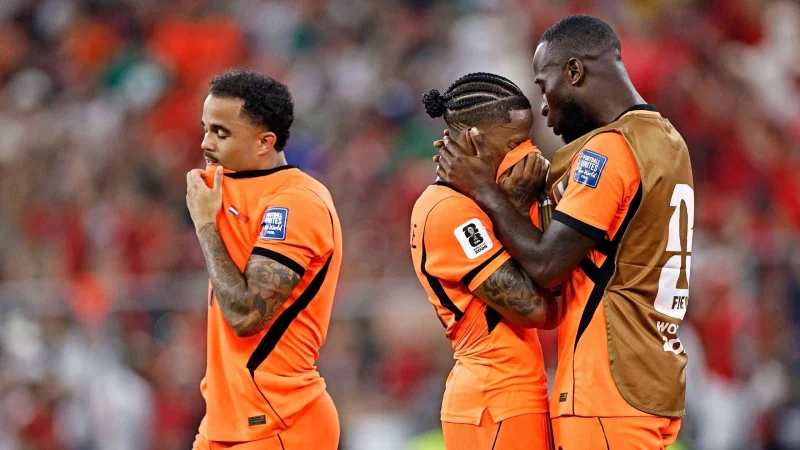 KNVB mengambil tindakan setelah insiden rasisme di tim nasional Belanda: 'Kami menganggap hal ini sangat mengerikan'