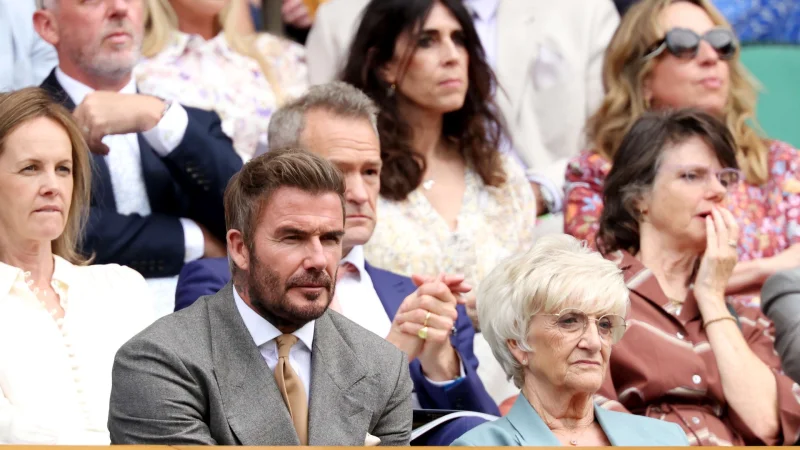 Beckham meraup jutaan dolar dari jeda minum air