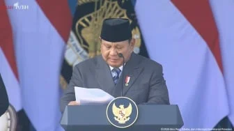 Prabowo ke Polisi: Gaji dan Senjata Kalian dari Rakyat, Jadi Jangan Menyusahkan Rakyat