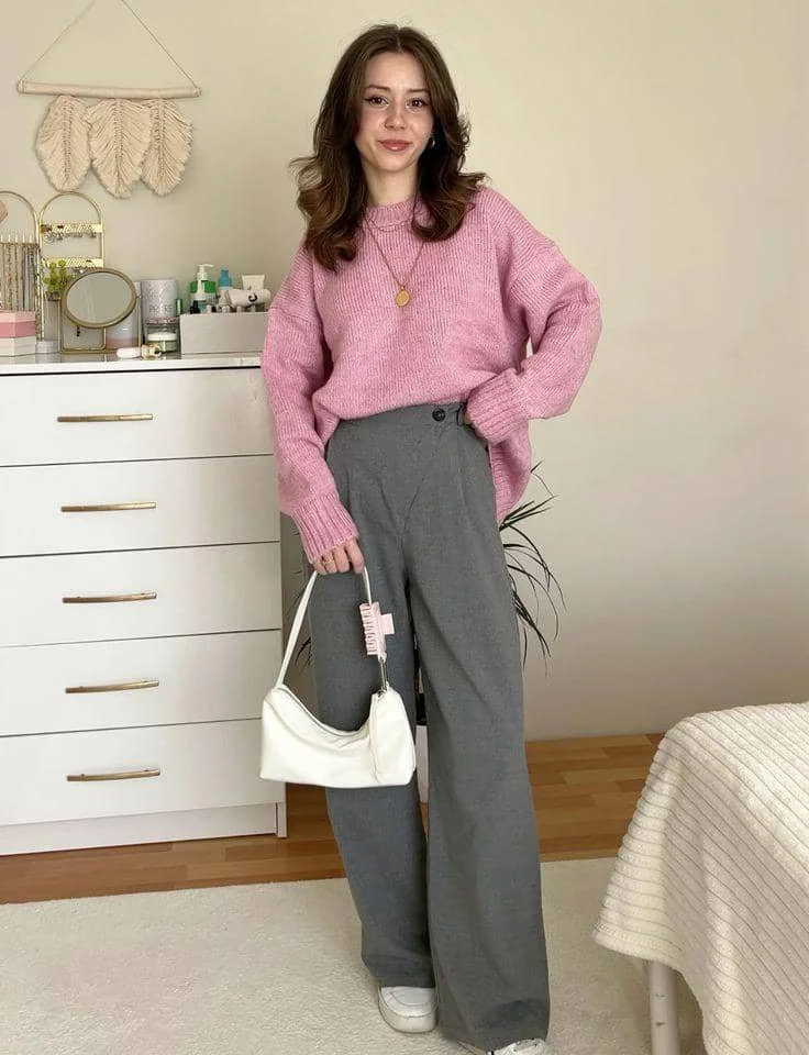 Baju Dusty Pink dan Celana Abu