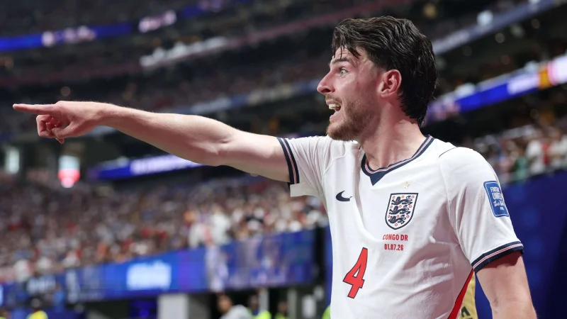 Muncul dengan kompres es yang besar... Declan Rice mengambil keputusan terkait pertandingan melawan Meksiko