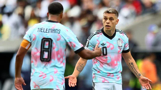 Youri Tielemans, Cekcok dengan Rekan Setim Lalu Selamatkan Belgia