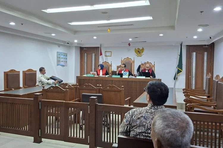 Sidang perdana gugatan pihak yang mengaku sebagai ahli waris lahan Hotel Sultan, Raden Mas Kusrahardjo di Pengadilan Negeri Jakarta Pusat pada Rabu (1/7/2026).
