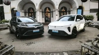 Menikmati Kenyamanan dan Ruang Lega Vinfast FV MPV 7 di Jalanan Jakarta
