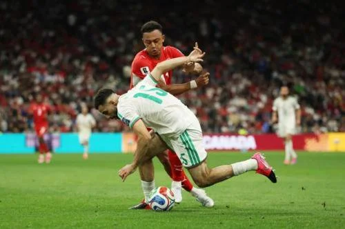 Timnas Swiss lolos 16 besar Piala Dunia 2026 usai menang 2-0 atas Aljazair. (Foto: FIFA)