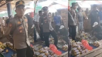 Nasib Pedagang Buah Kramat Jati: Niat Cari Nafkah Malah Dimaki Perwira Polisi Gegara 'Ngeyel'