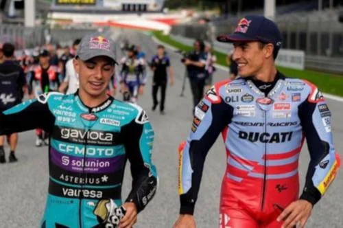 David Alonso (kiri) berpotensi gabung Honda di MotoGP 2027.