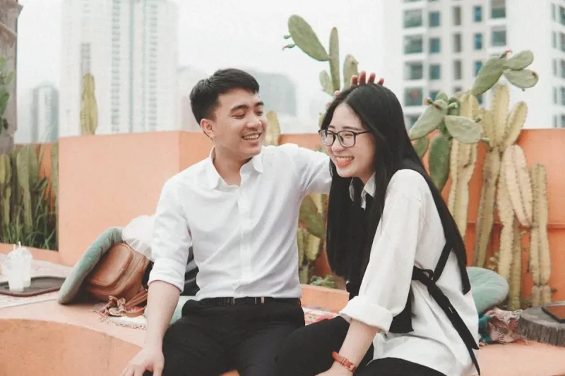 5 Tipe MBTI Pria yang Paling Romantis Saat Pacaran, Doi Termasuk?
